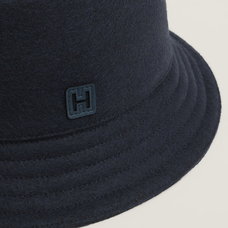 【早い者勝ち！】入手困難✨HERMES ハット フレッド・Hカット ハット 《フレッド・Hカット》 | Hermès - エルメス-公式サイト